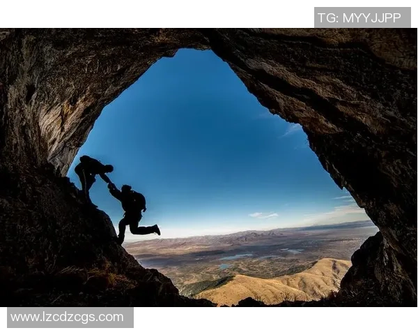 重庆攀岩队的耐力挑战与训练揭秘让我们一起探索攀岩的极限之美